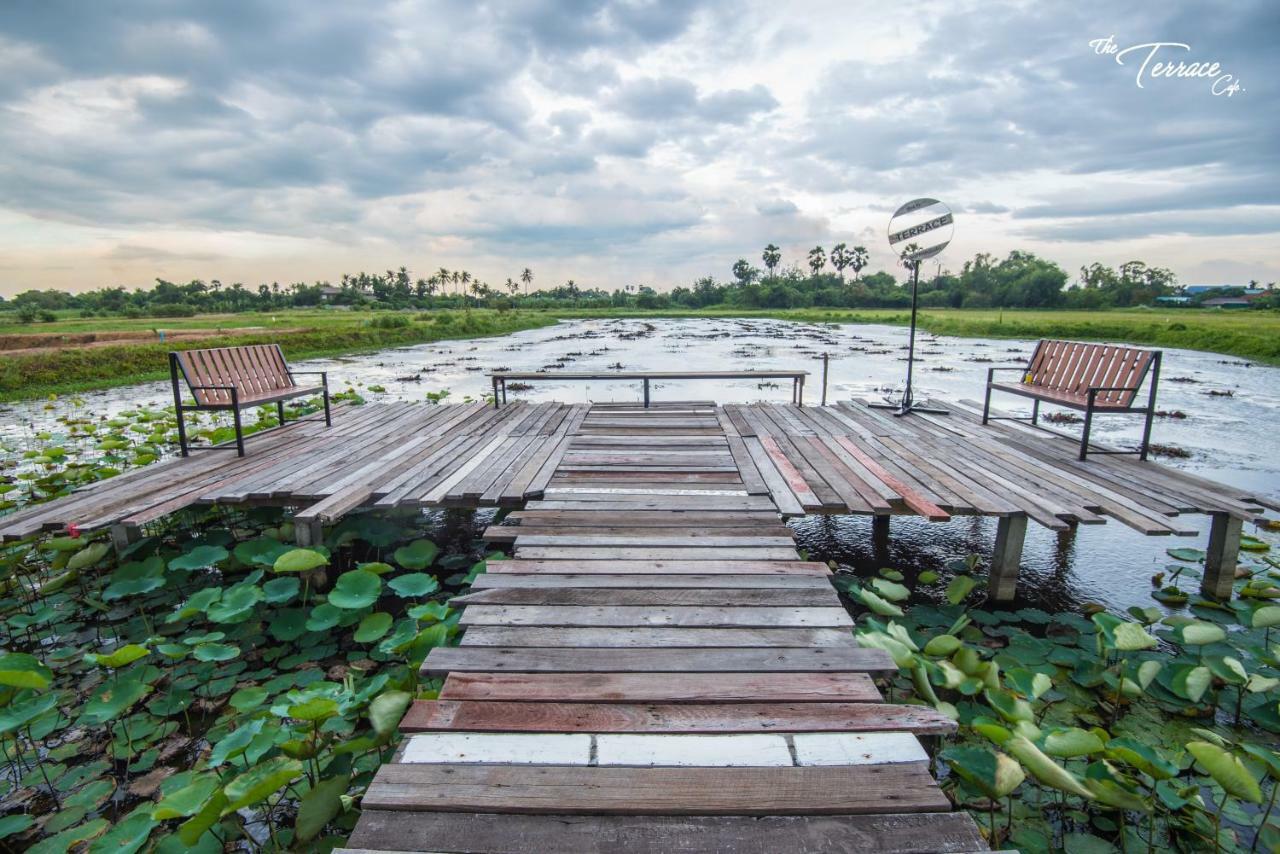 Baan Tor Mai Resort Suphanburi Extérieur photo